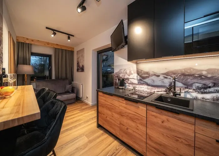 公寓式酒店 Tatrzanska Miejscowka - Centrum 3*